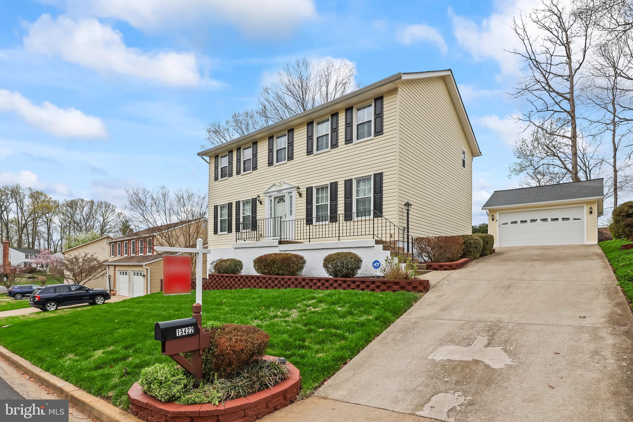 COUNTRY CLUB/LAKE MONTCLAIR - Residential