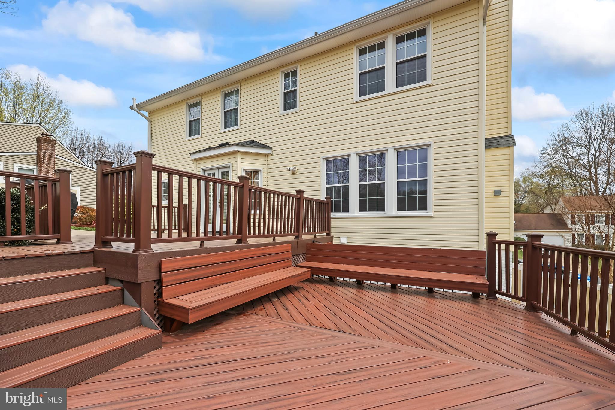 COUNTRY CLUB/LAKE MONTCLAIR - Residential