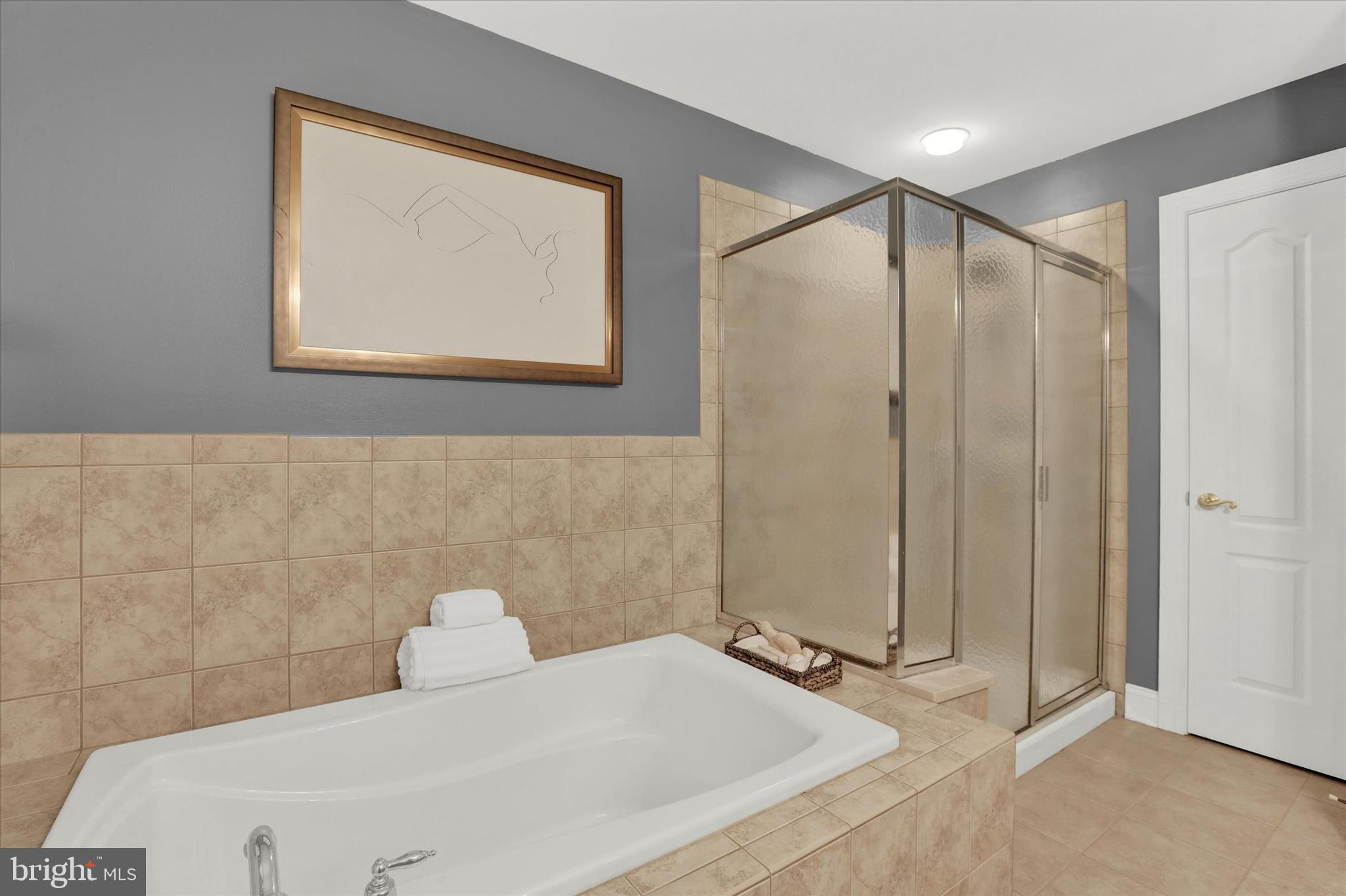 TH AT HERITAGE CNTR - Residential