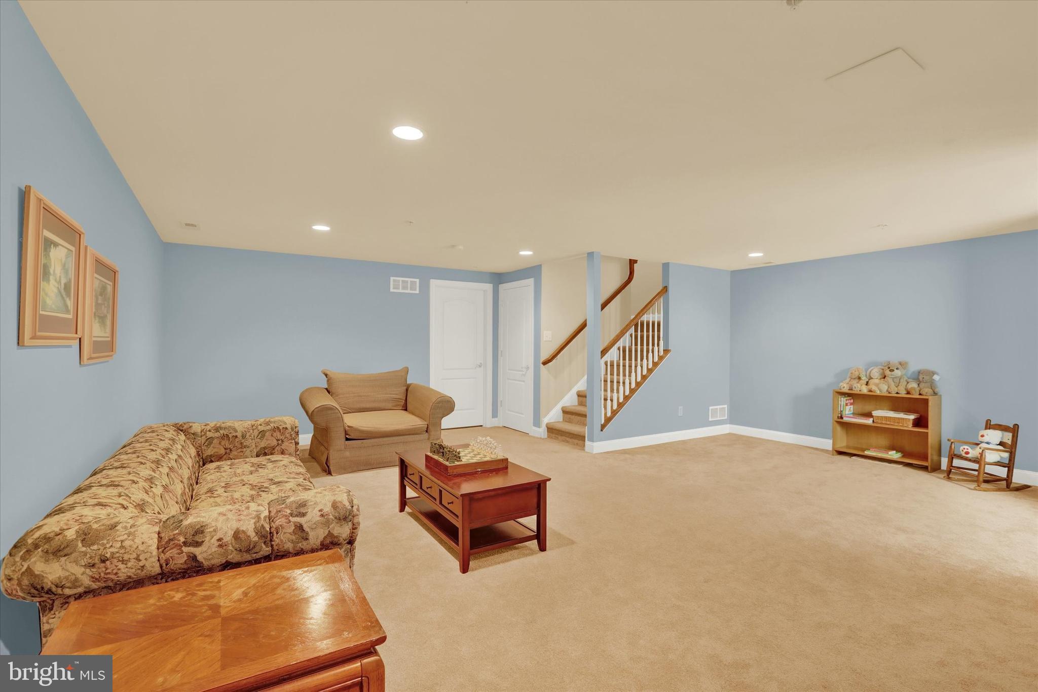 TH AT HERITAGE CNTR - Residential