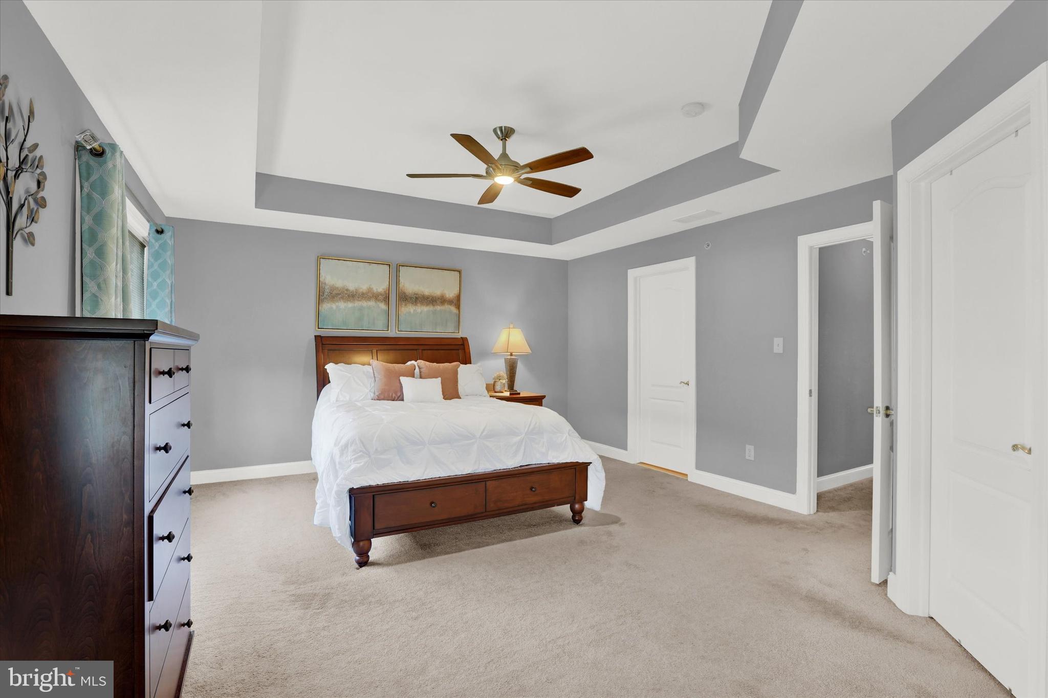 TH AT HERITAGE CNTR - Residential