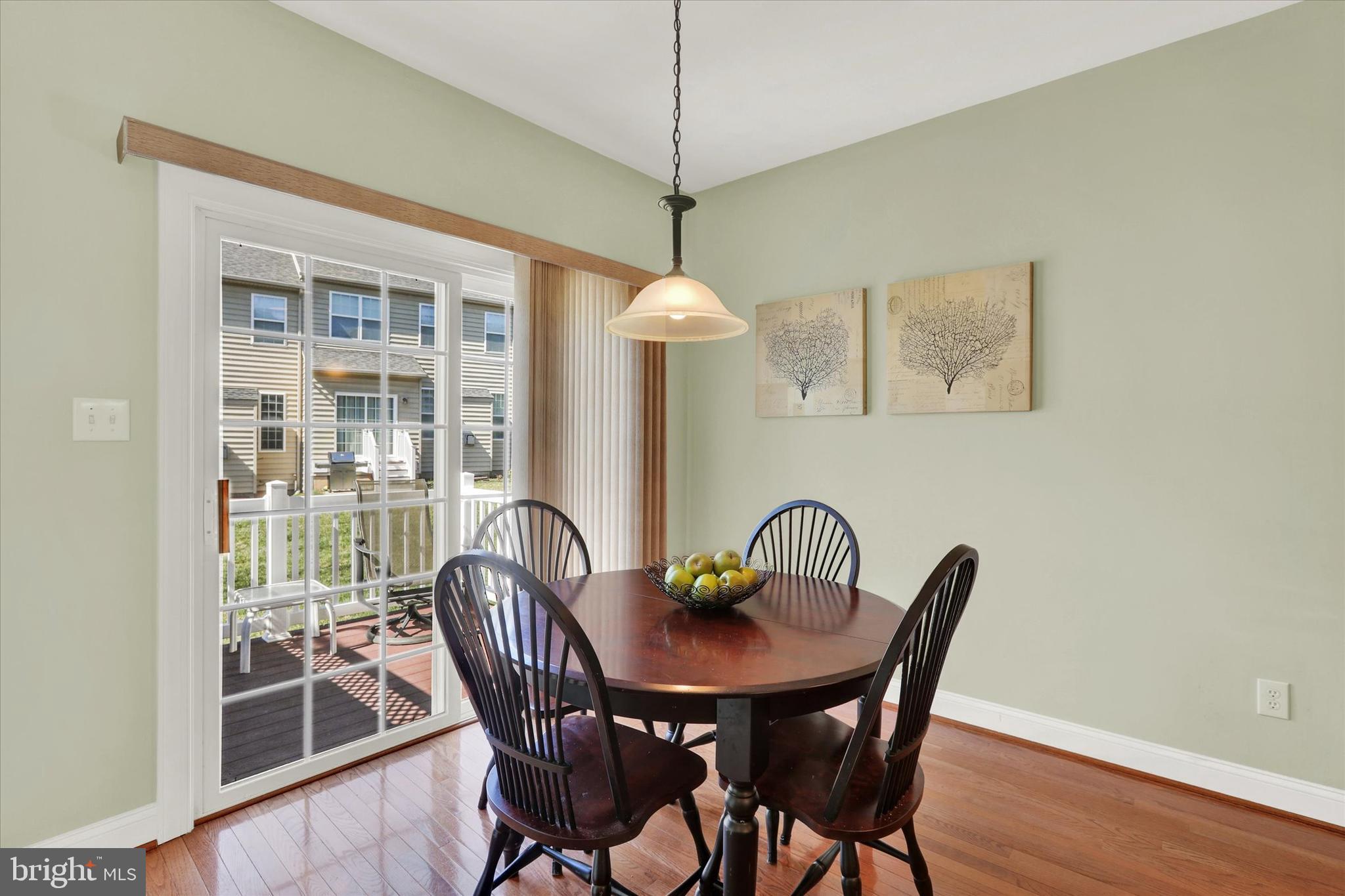 TH AT HERITAGE CNTR - Residential