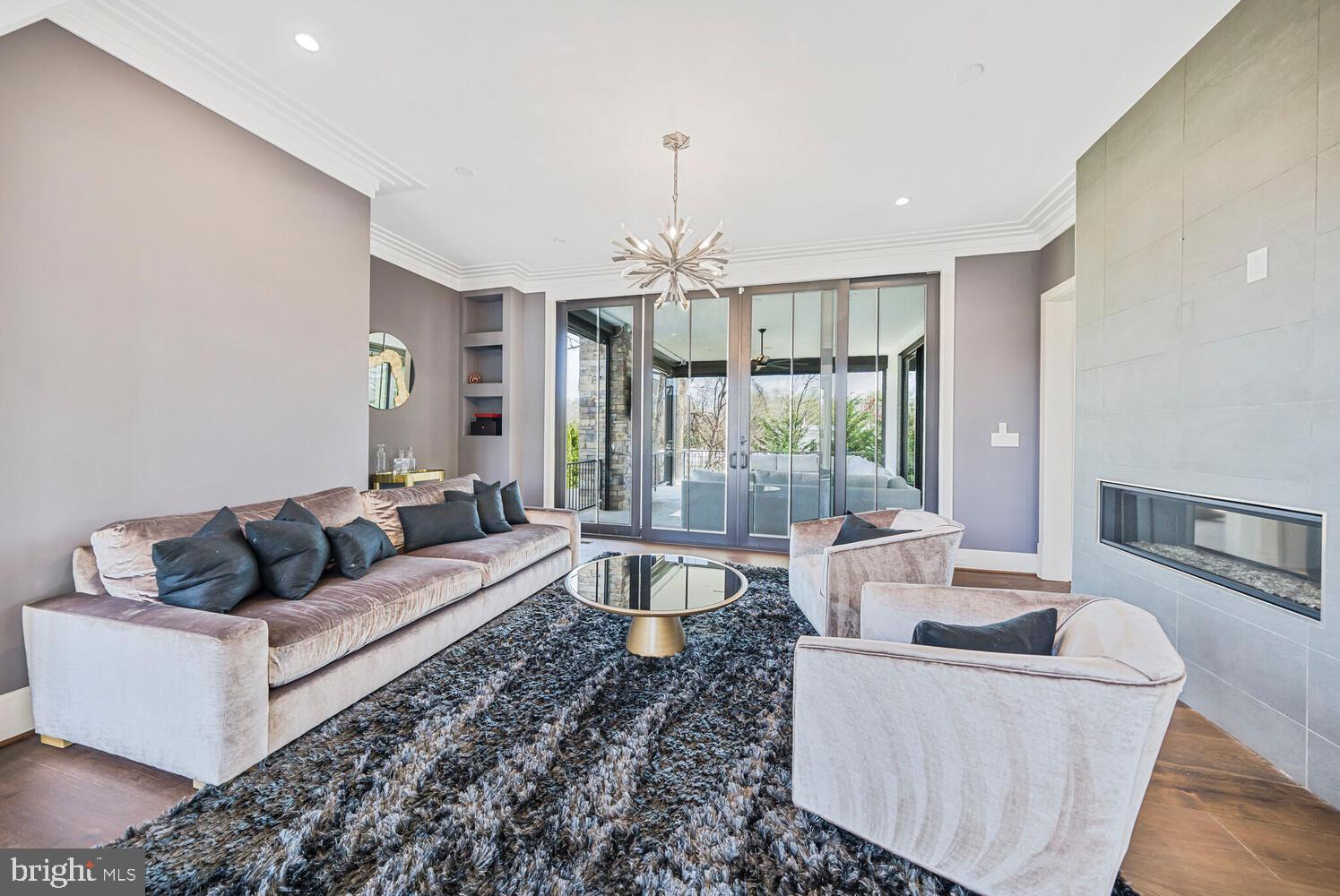 ROLLING VALLEY - Residential