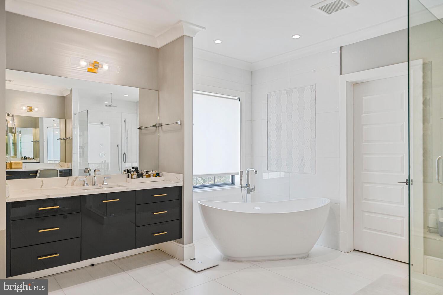 ROLLING VALLEY - Residential