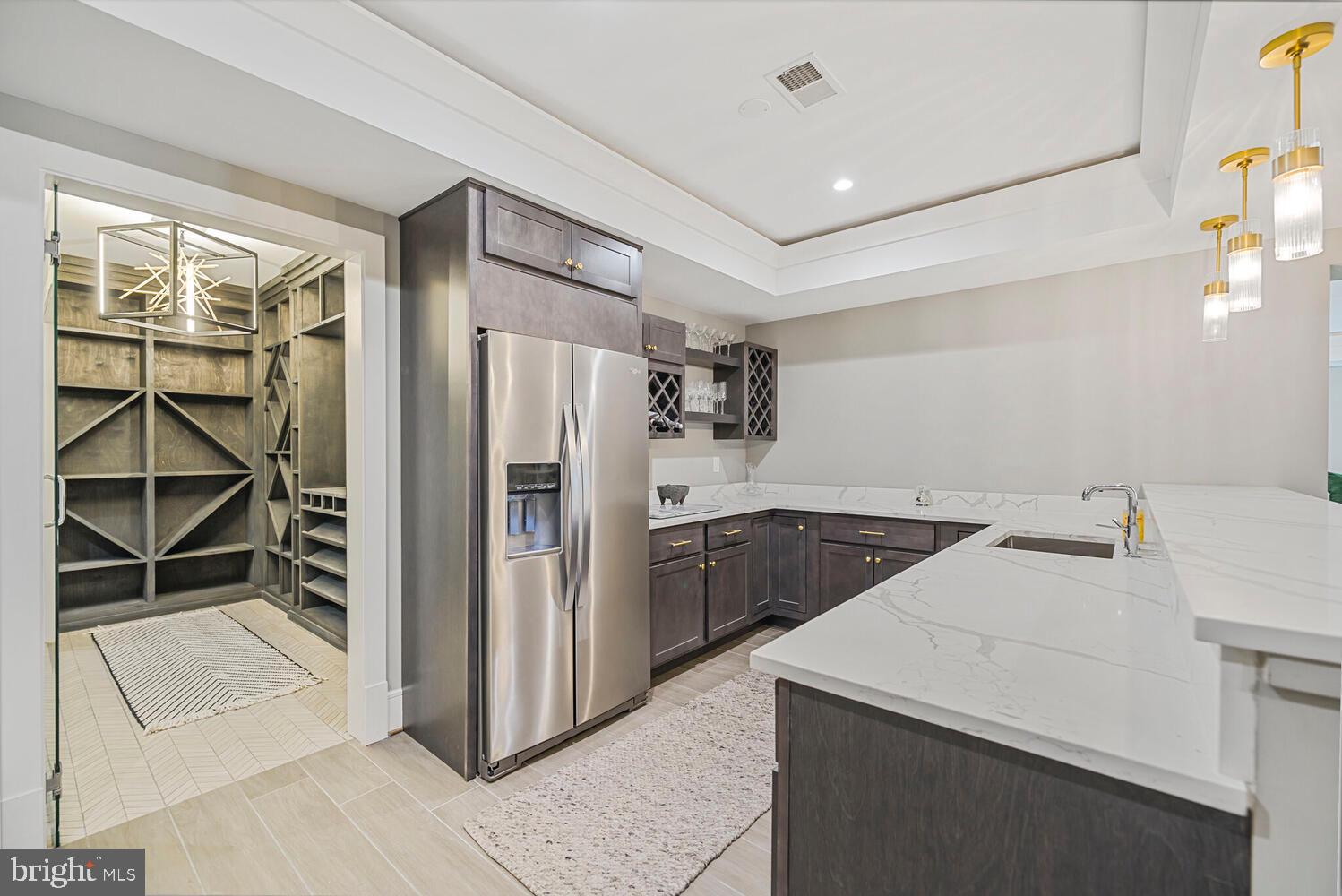 ROLLING VALLEY - Residential