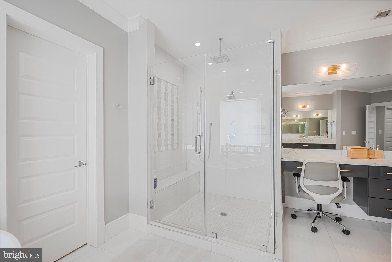 ROLLING VALLEY - Residential