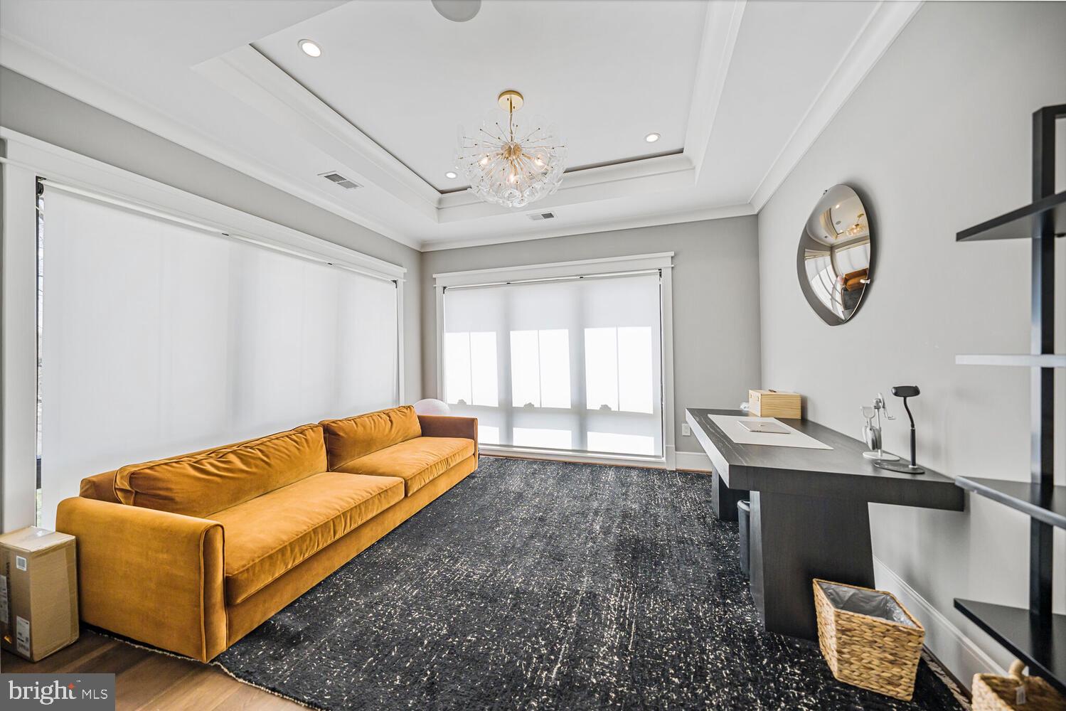 ROLLING VALLEY - Residential