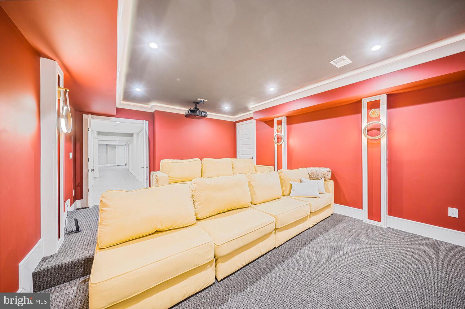 ROLLING VALLEY - Residential