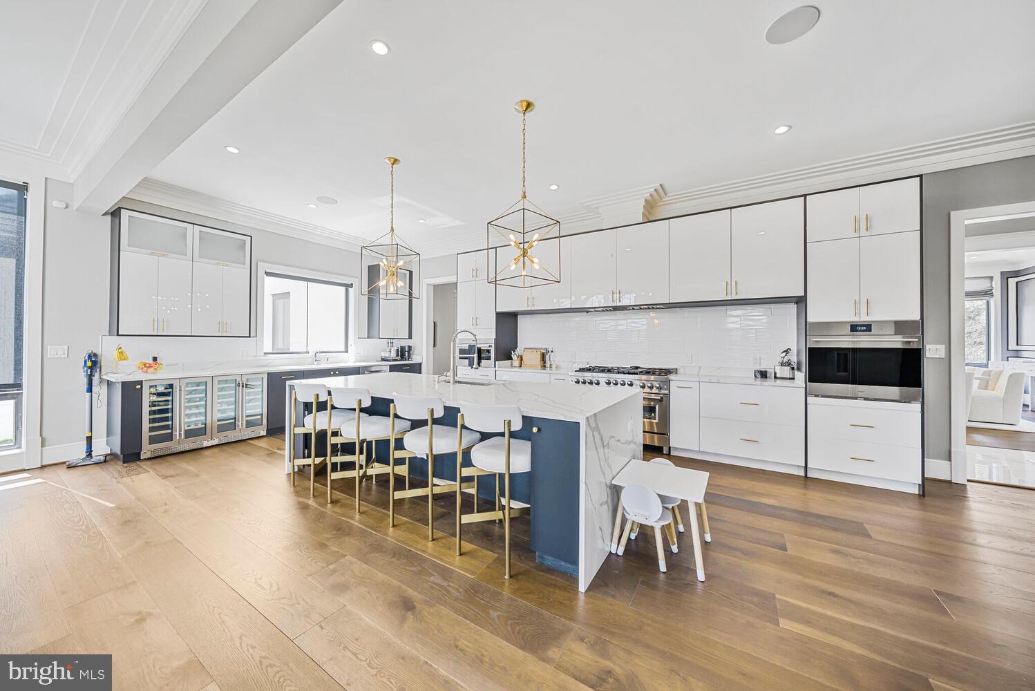 ROLLING VALLEY - Residential