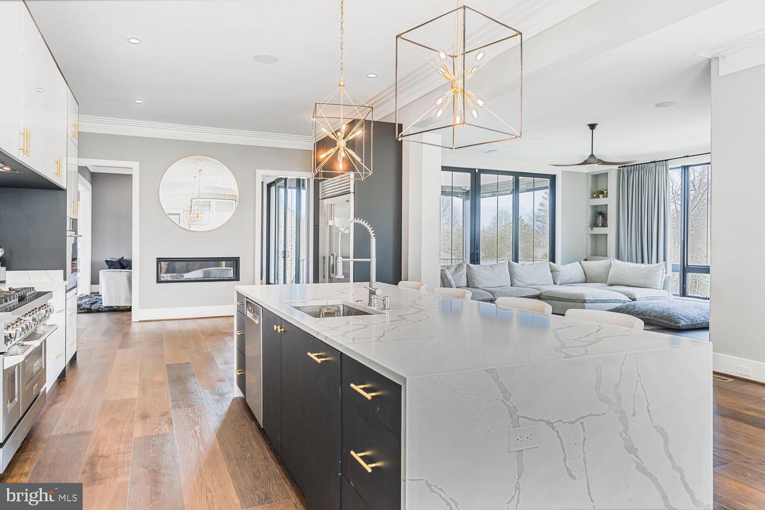 ROLLING VALLEY - Residential