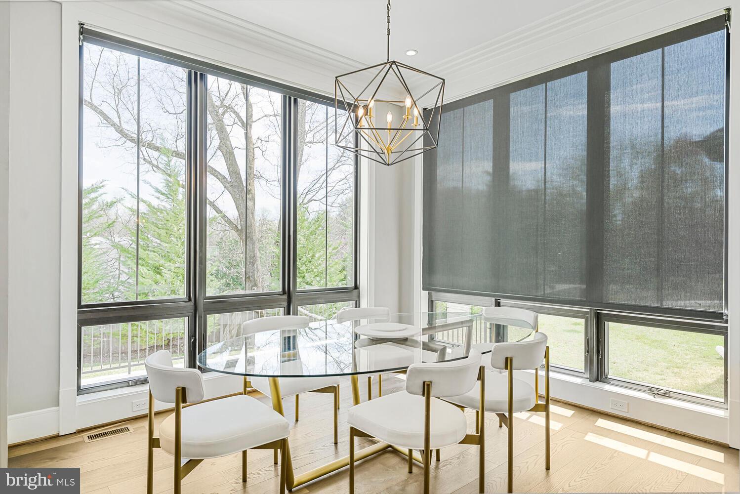 ROLLING VALLEY - Residential