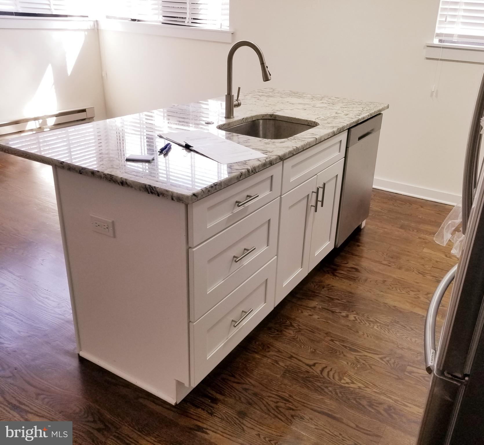 SOCIETY HILL - Residential Lease