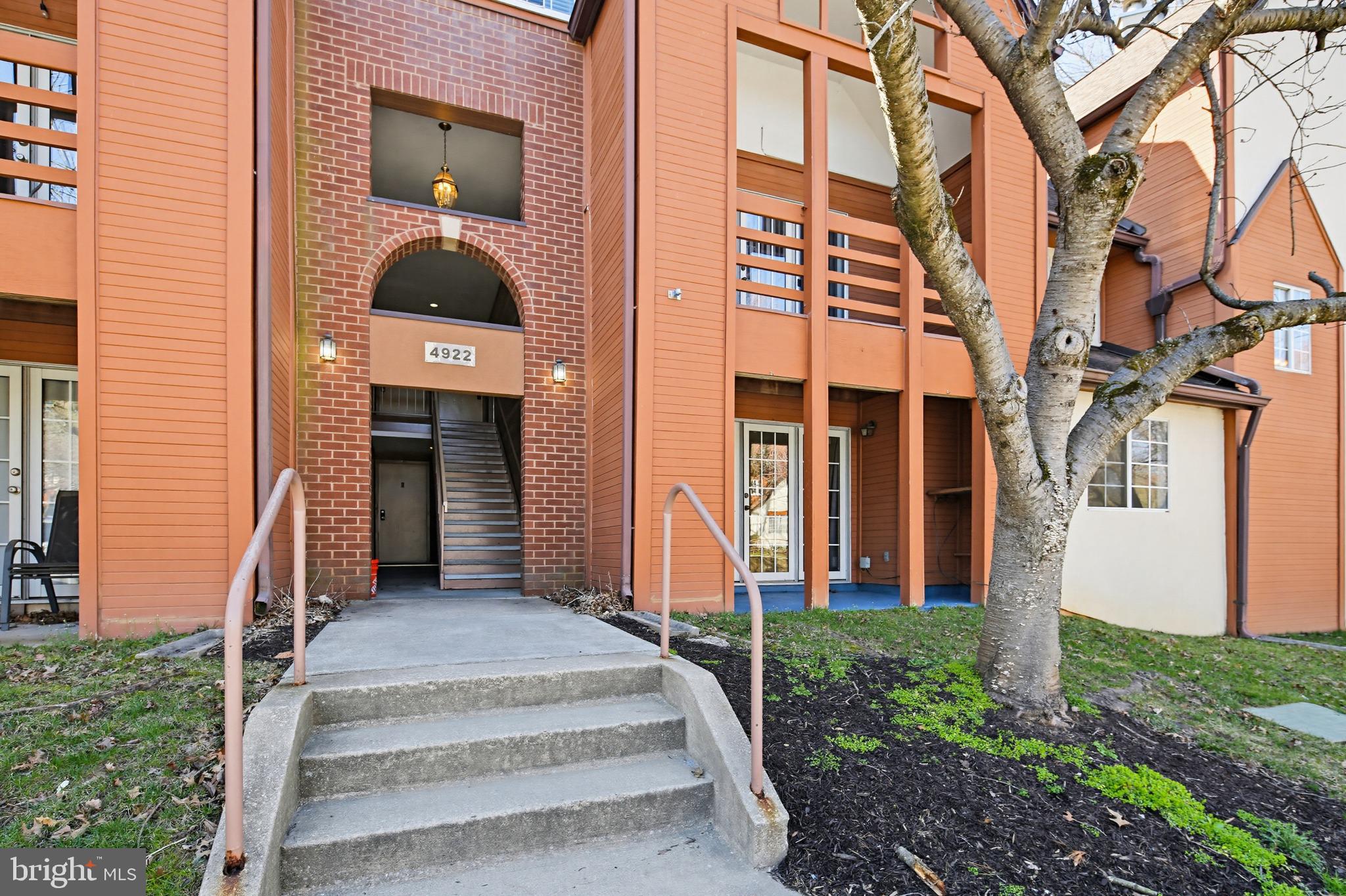 VILLAGE OF DORSEY SEARCH - Residential