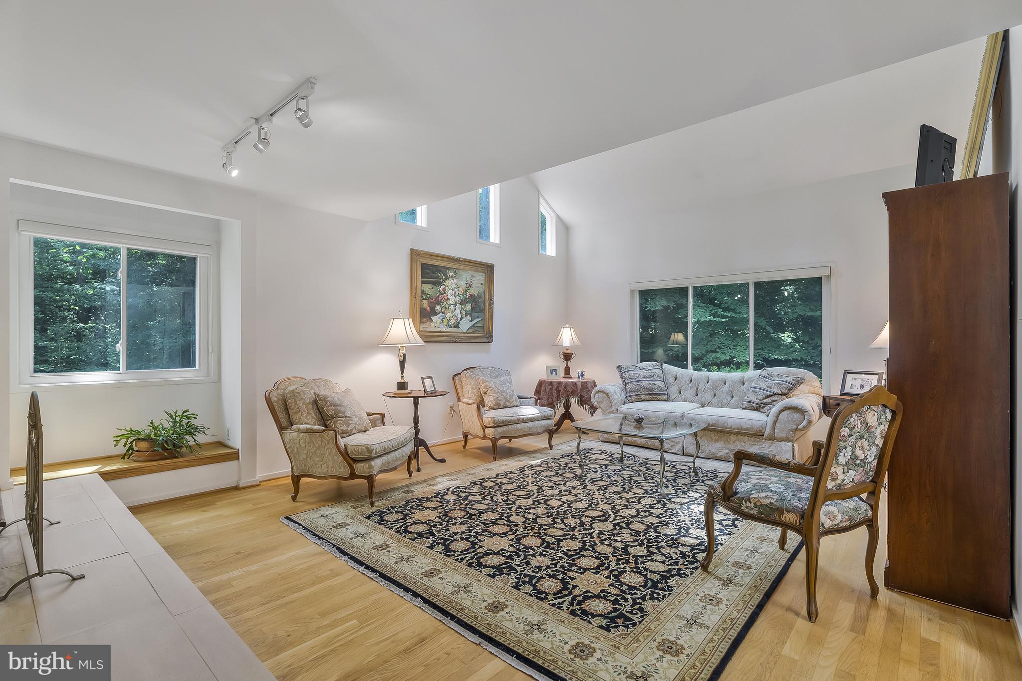 MERRYELLE ACRES - Residential