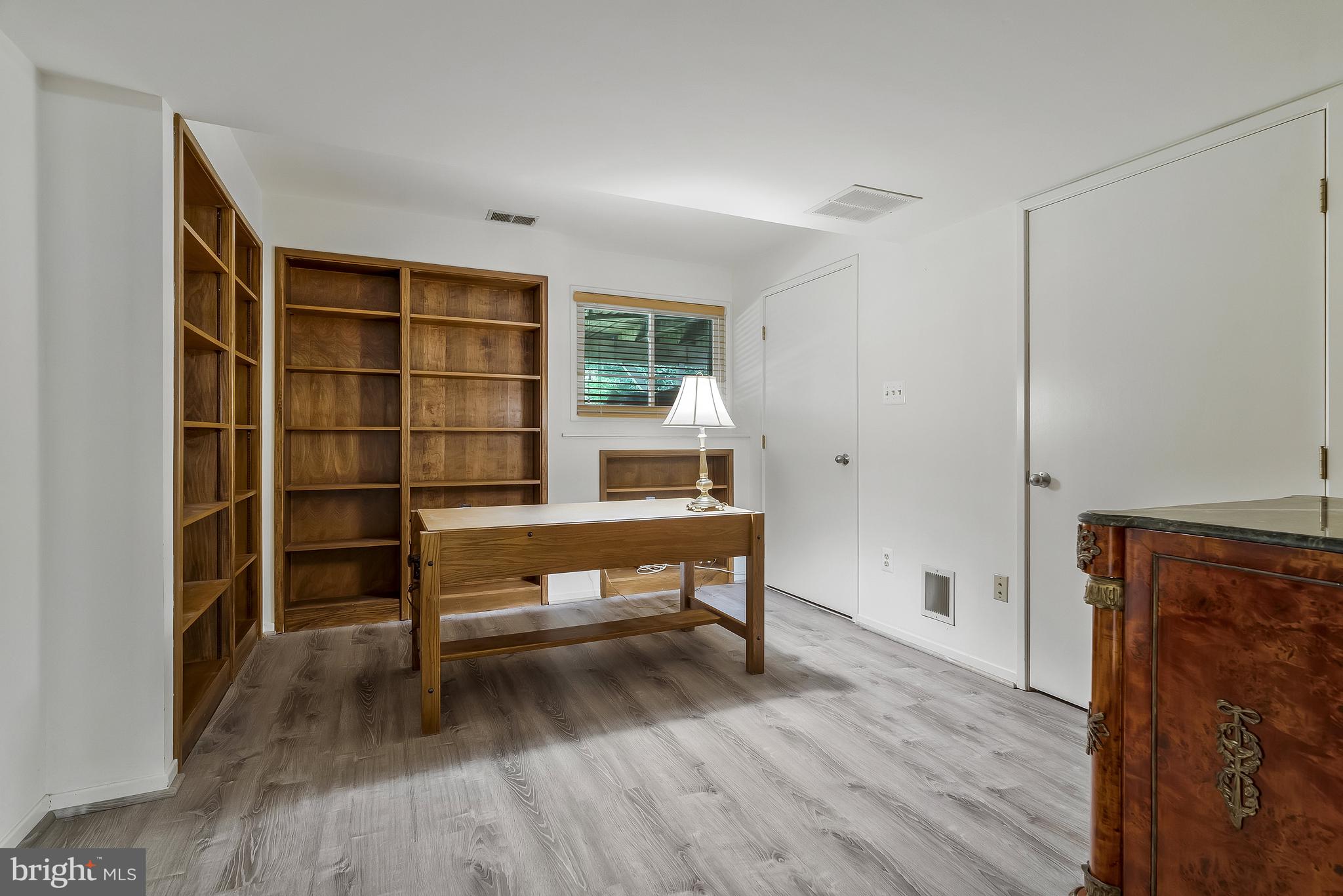 MERRYELLE ACRES - Residential