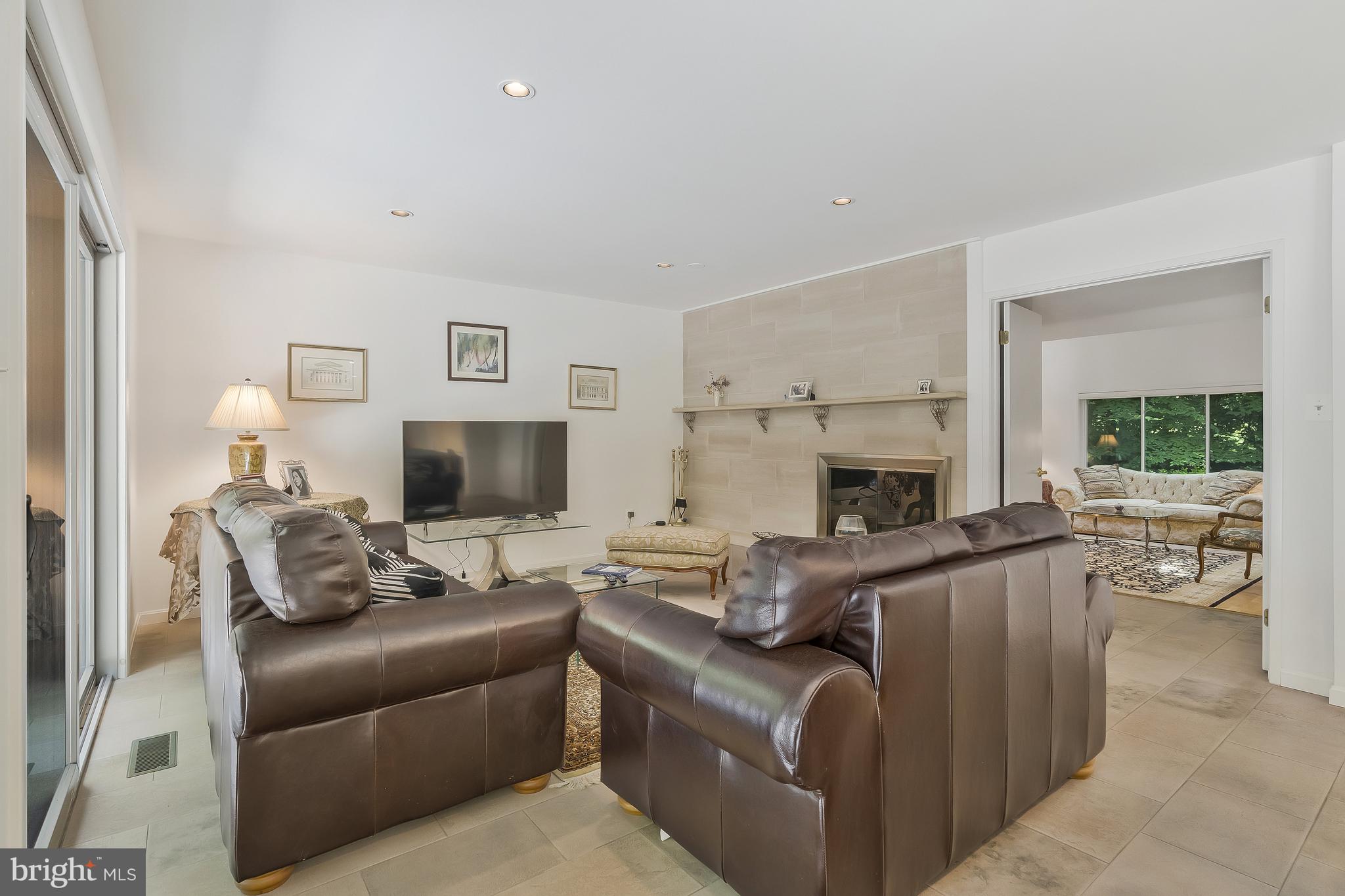 MERRYELLE ACRES - Residential