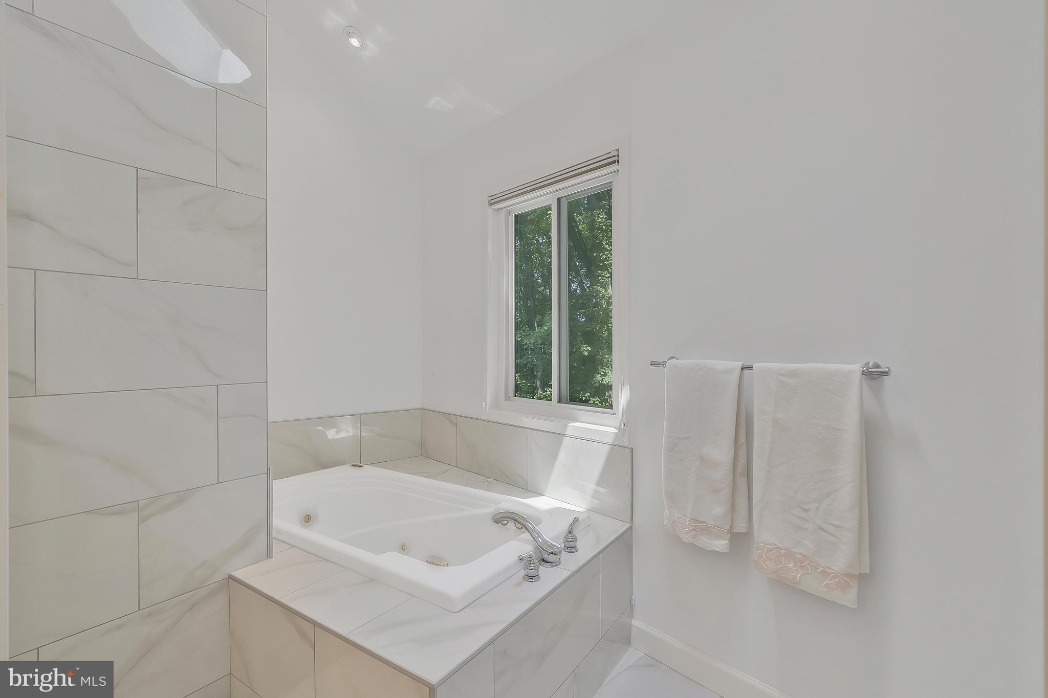 MERRYELLE ACRES - Residential