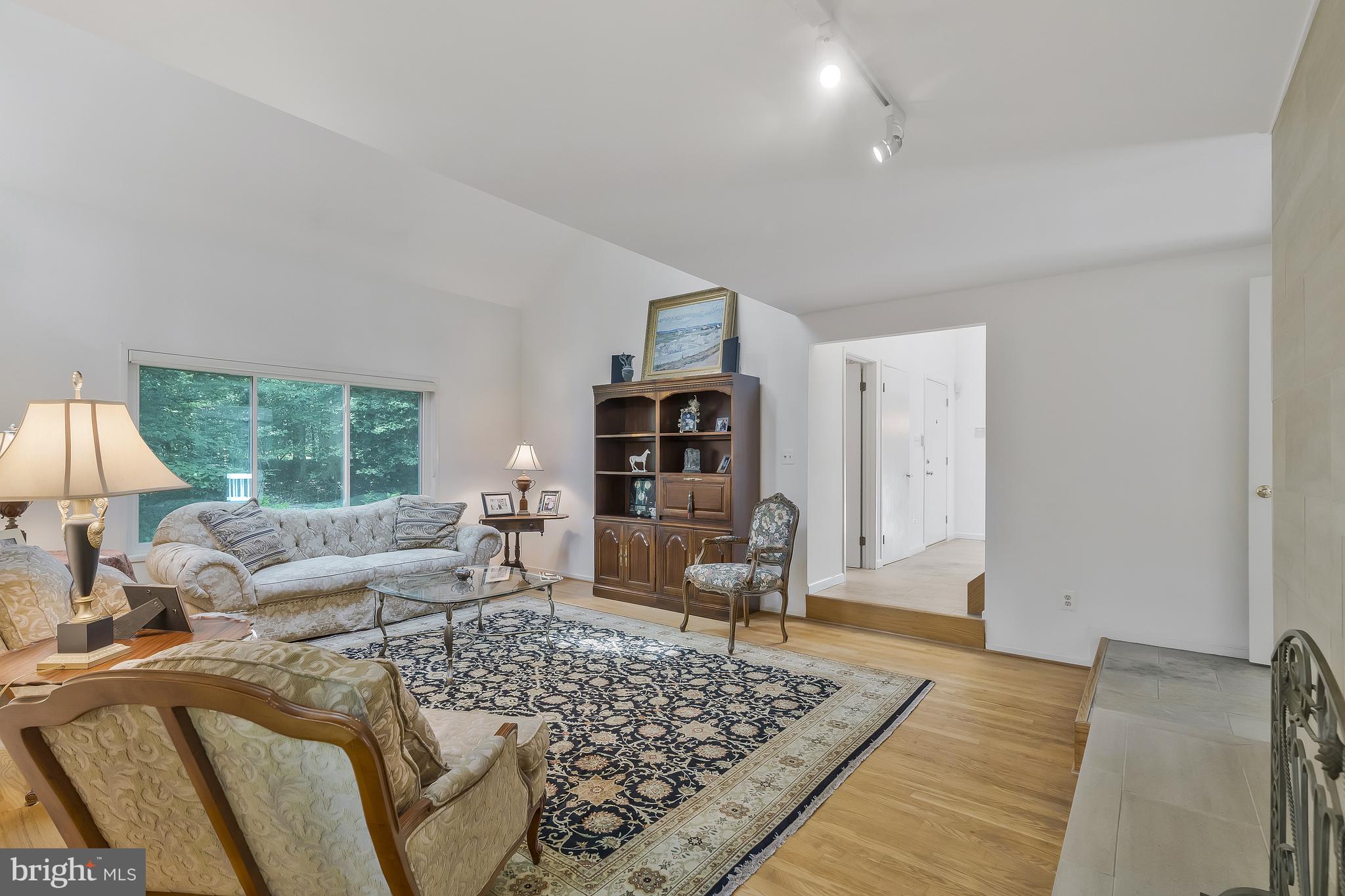 MERRYELLE ACRES - Residential