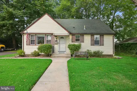 MLS: NJCD2122662
