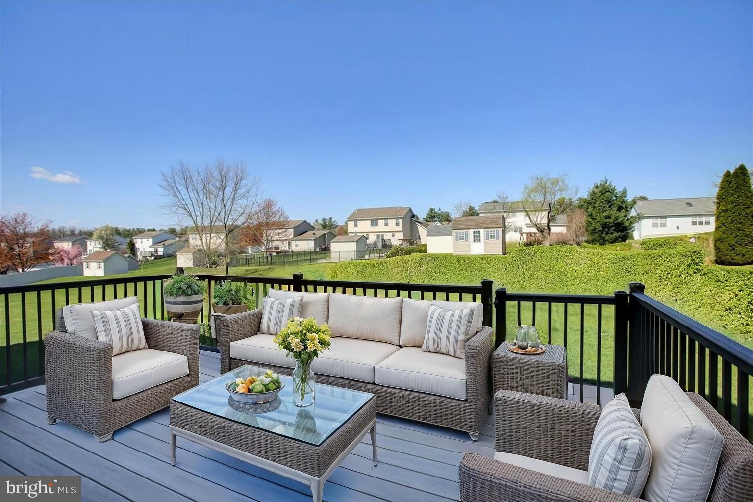 SOUTH MOUNTAIN ESTATES - Residential