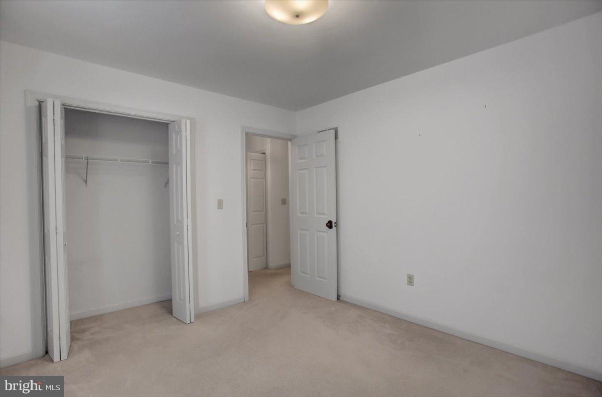 SOUTH MOUNTAIN ESTATES - Residential