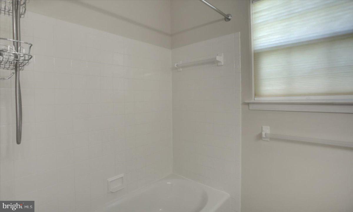 SOUTH MOUNTAIN ESTATES - Residential