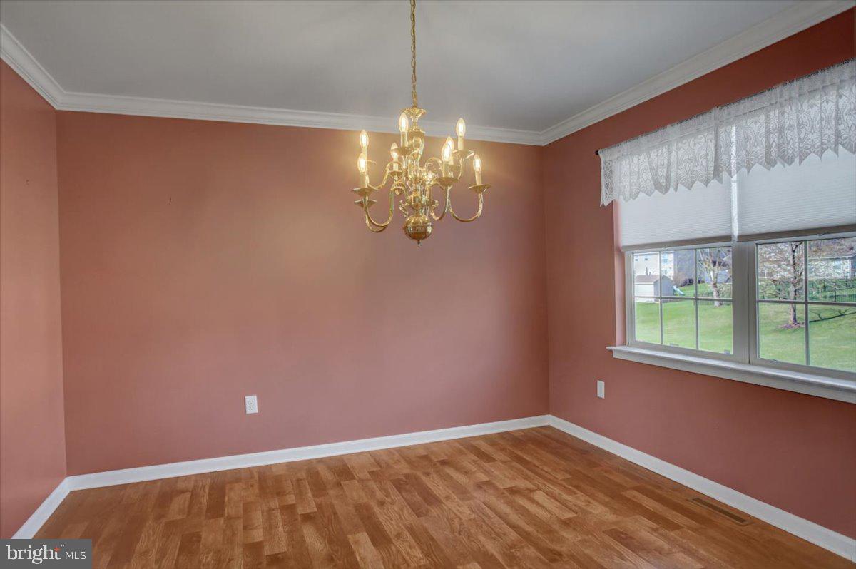 SOUTH MOUNTAIN ESTATES - Residential