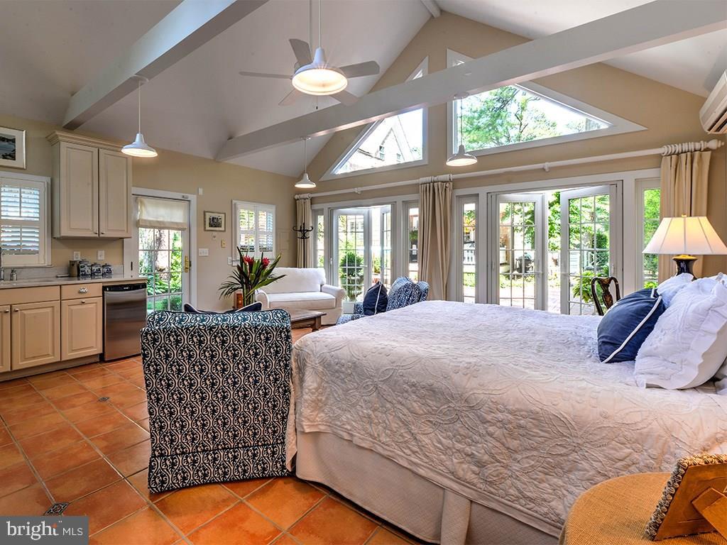 NORTH REHOBOTH - Residential