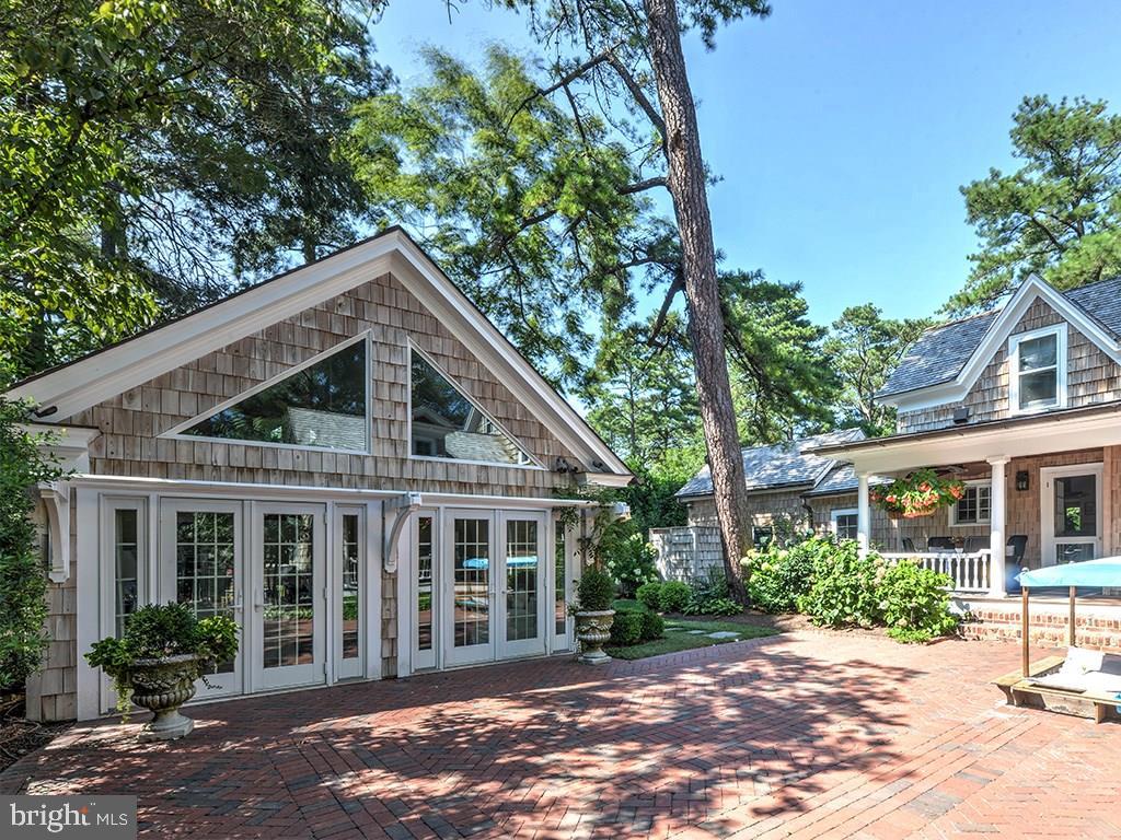 NORTH REHOBOTH - Residential