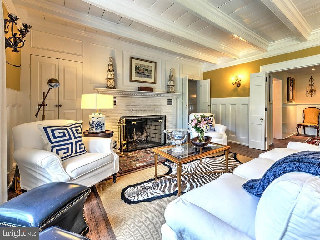 NORTH REHOBOTH - Residential