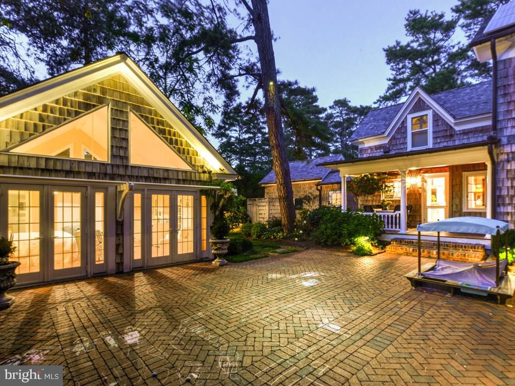 NORTH REHOBOTH - Residential