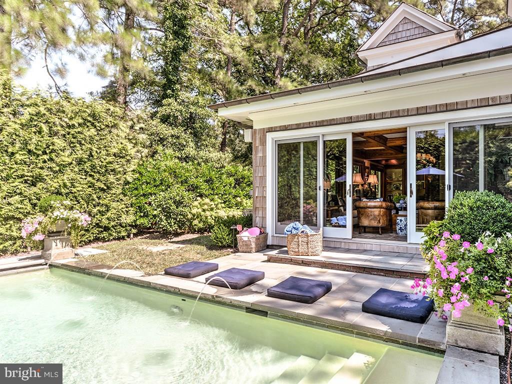 NORTH REHOBOTH - Residential