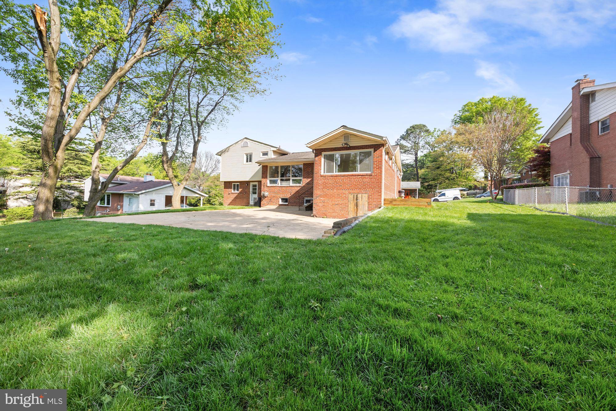 COLLEGE HEIGHTS TERRACE - Residential