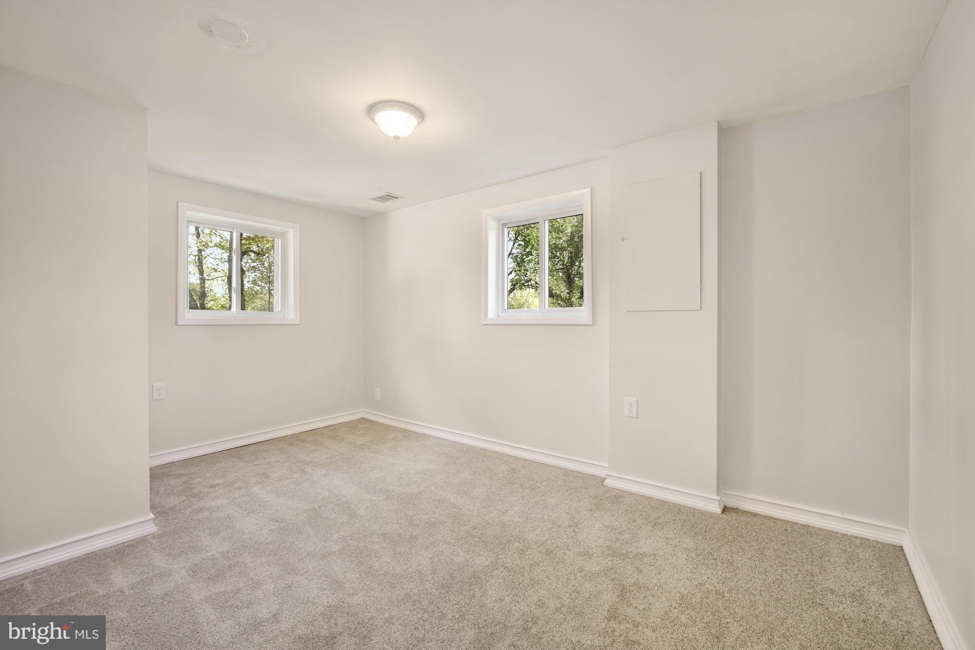 COLLEGE HEIGHTS TERRACE - Residential