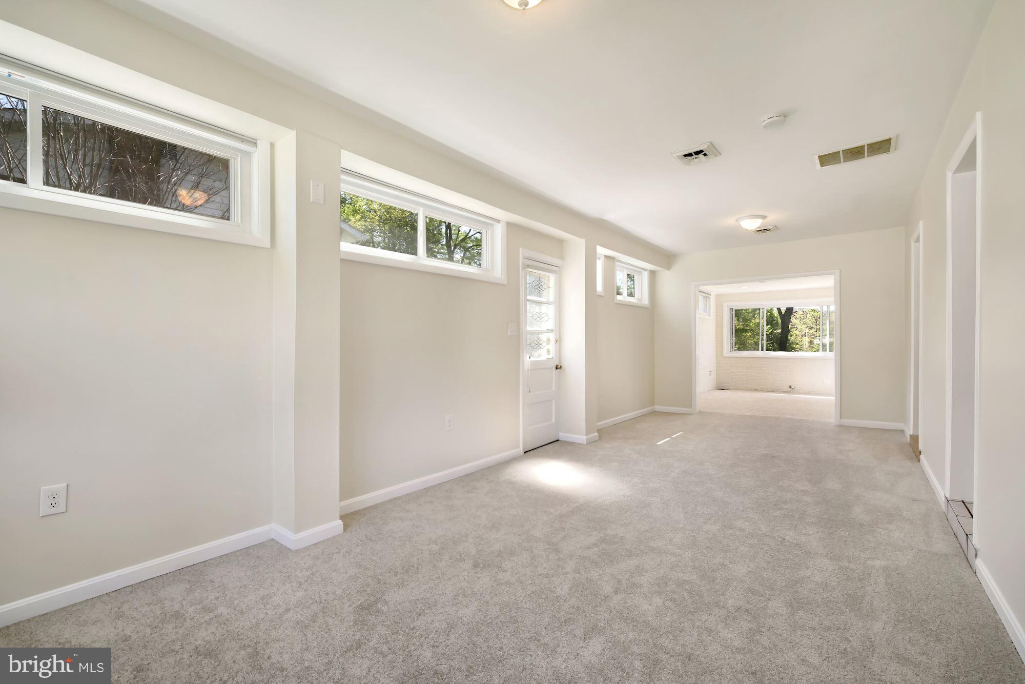 COLLEGE HEIGHTS TERRACE - Residential