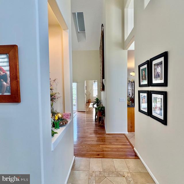 1806 REGENCY COURT