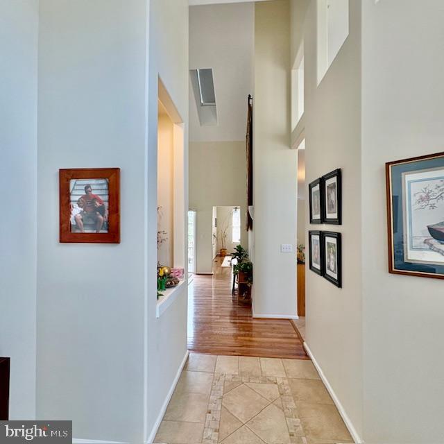 1806 REGENCY COURT