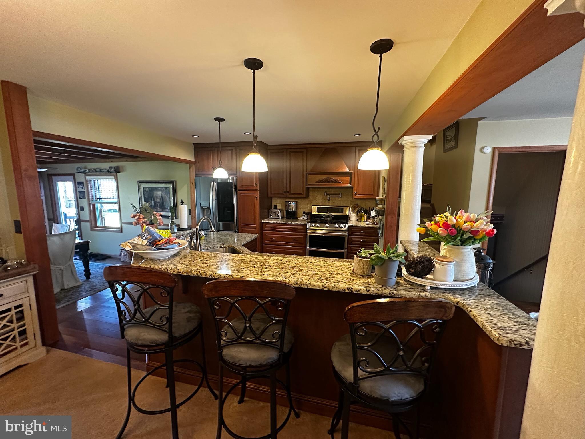 2117 BAINBRIDGE ROAD