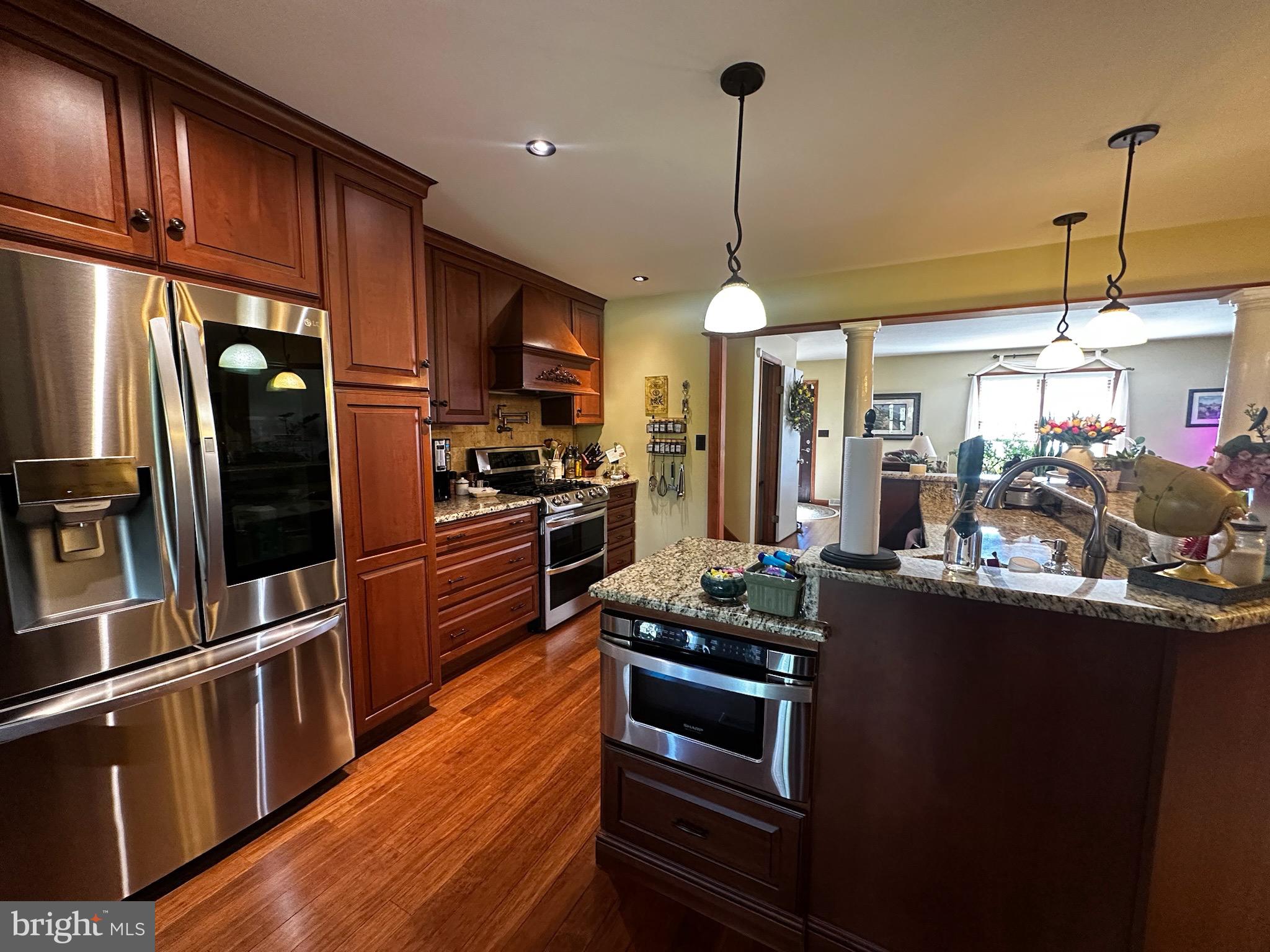 2117 BAINBRIDGE ROAD