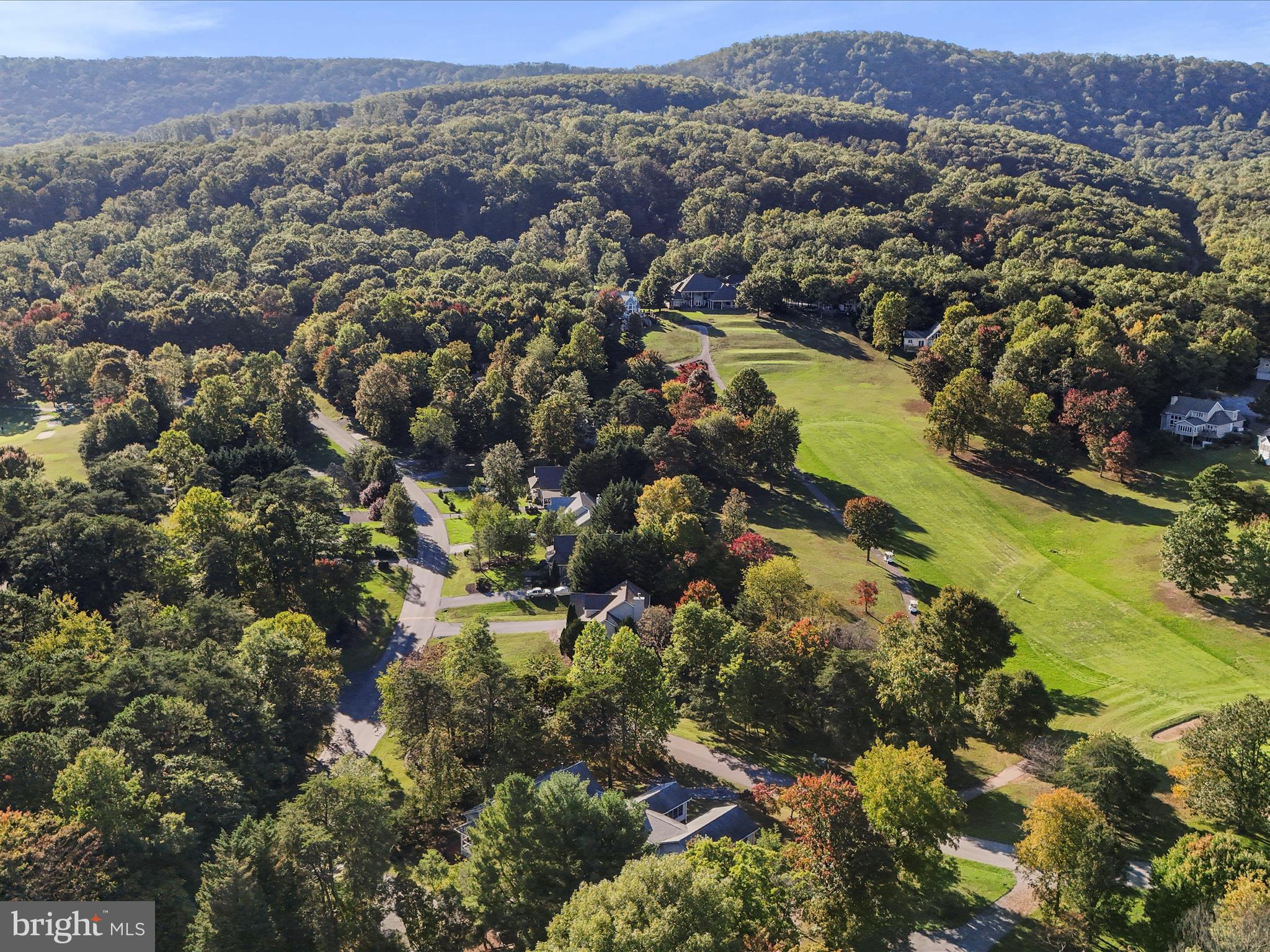 THE WOODS - Residential