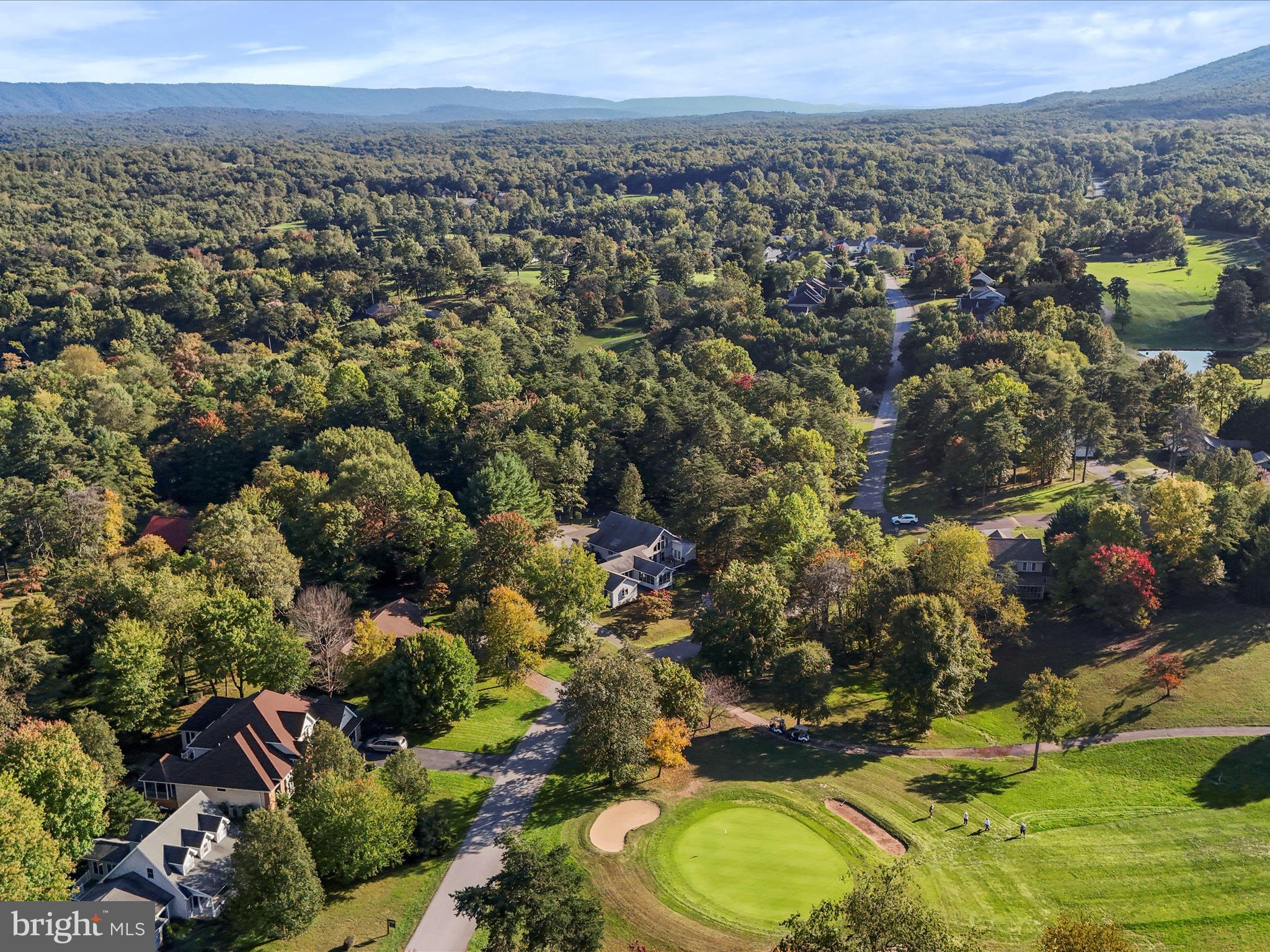 THE WOODS - Residential