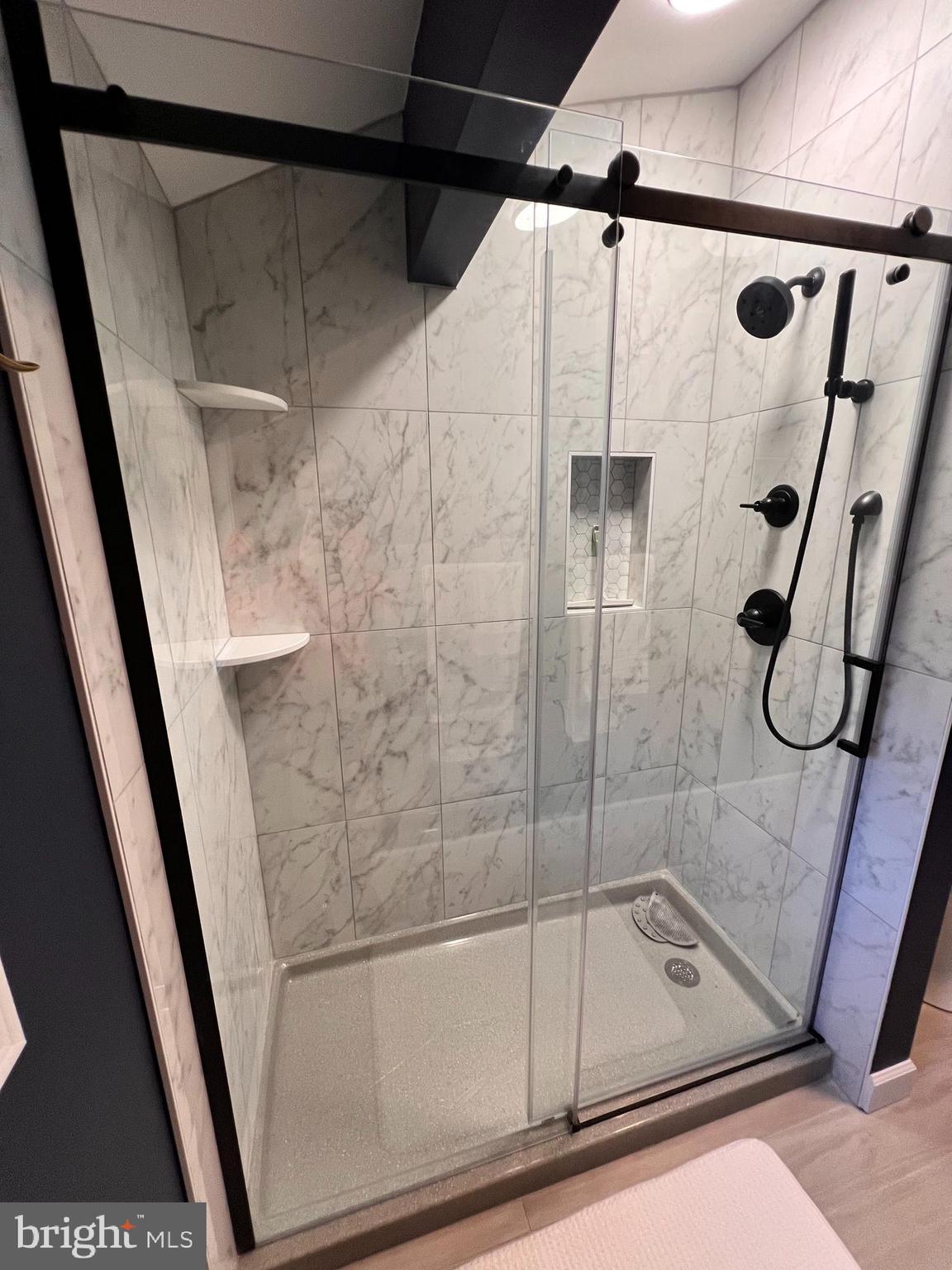 THE WOODS - Residential