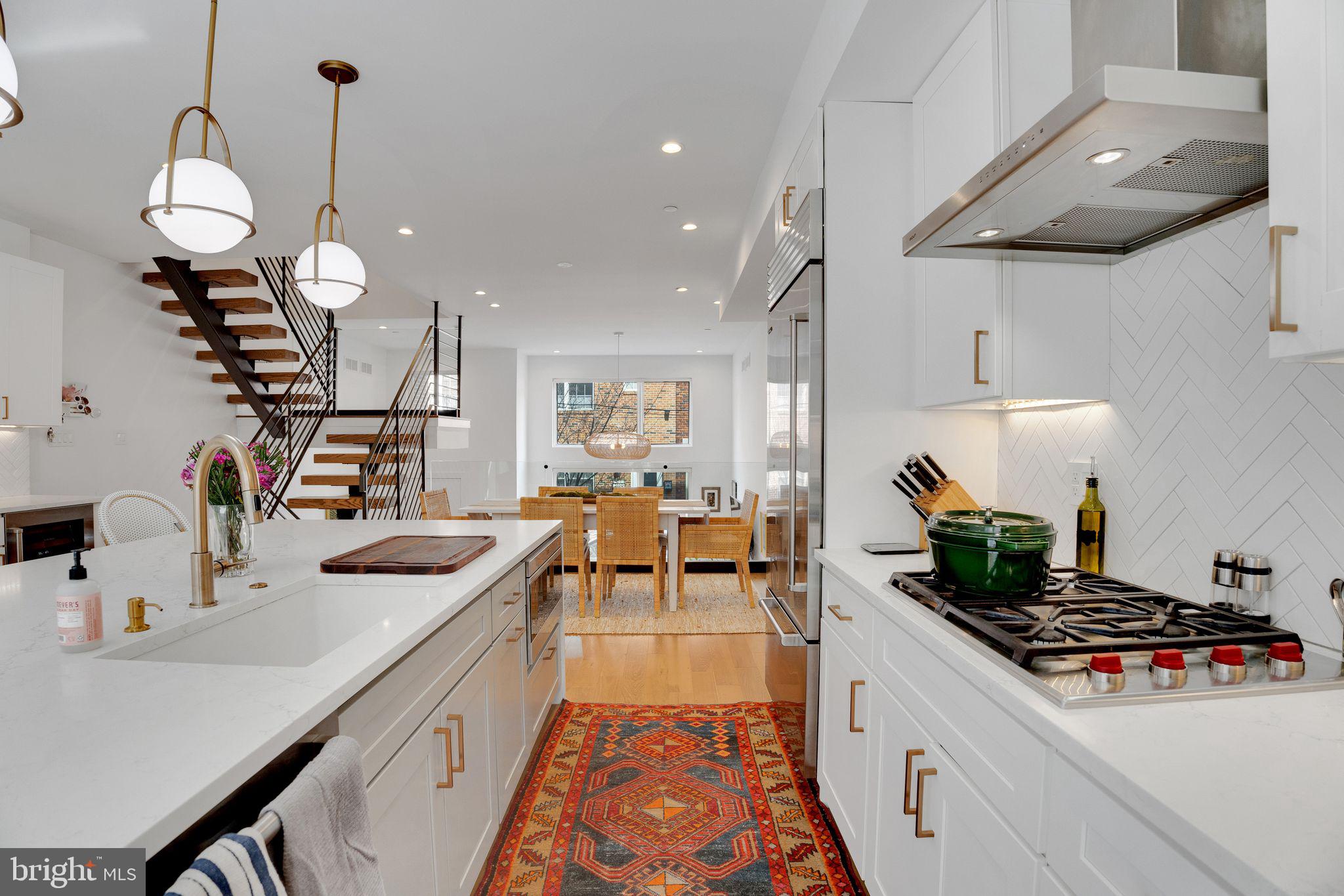 GRADUATE HOSPITAL - Residential Lease