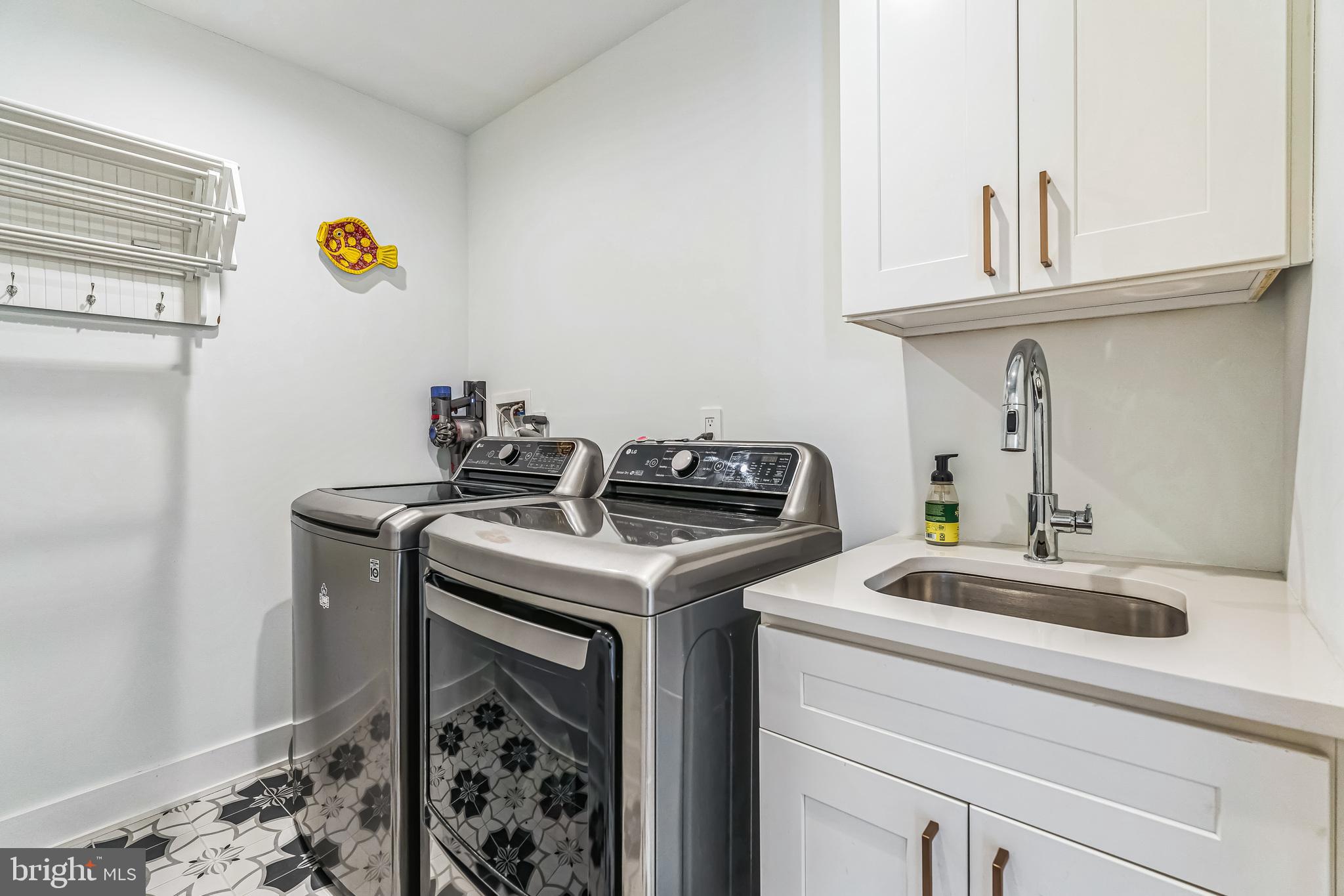 GRADUATE HOSPITAL - Residential Lease