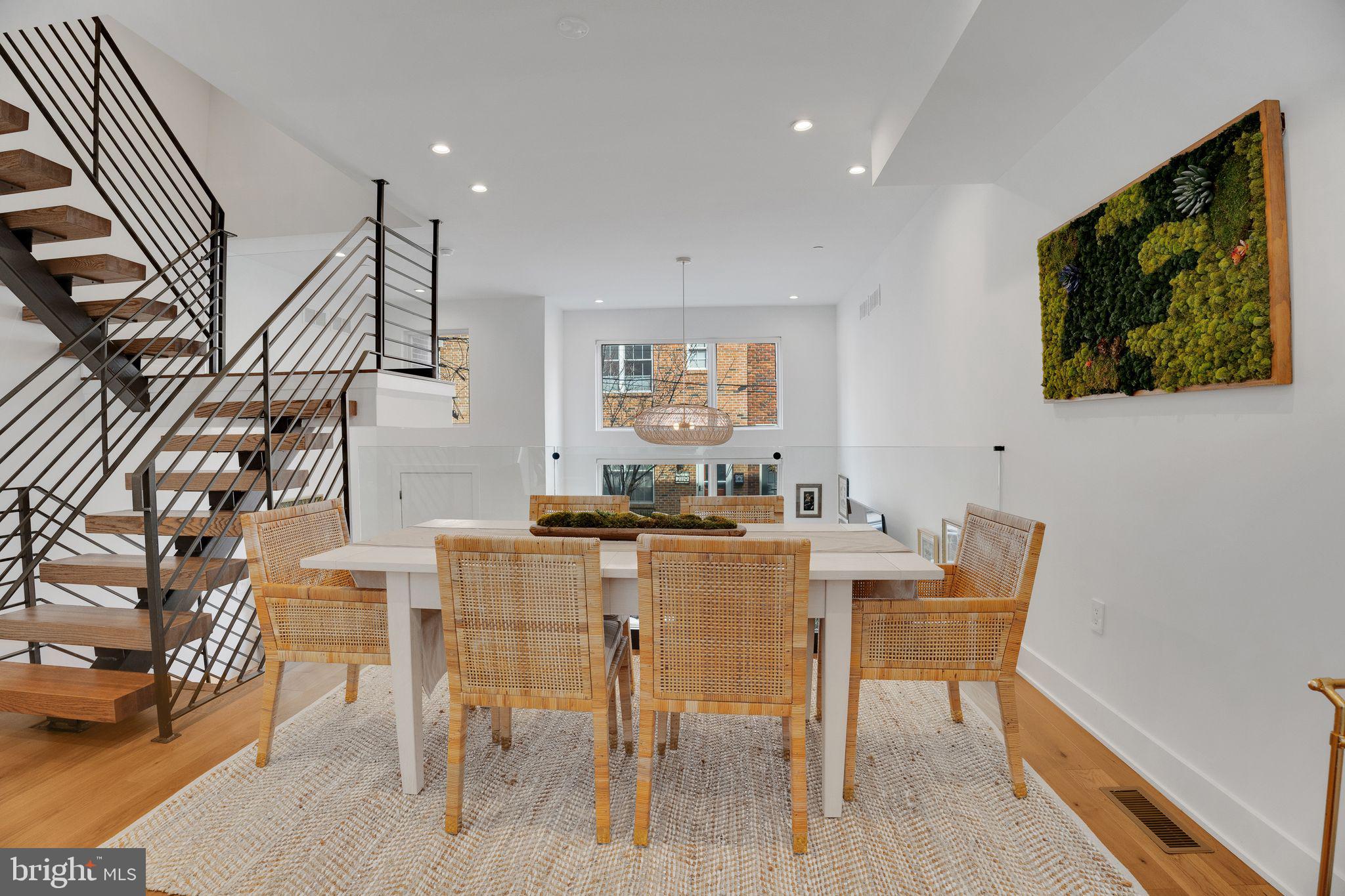 GRADUATE HOSPITAL - Residential Lease