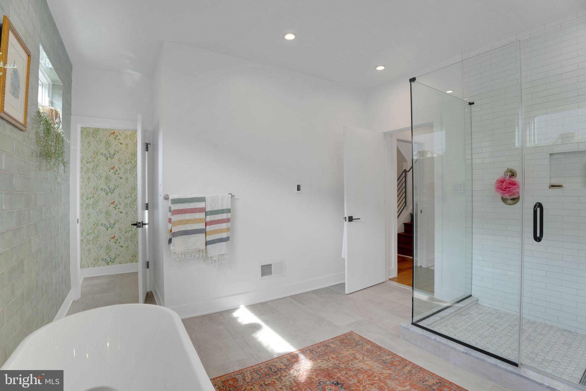 GRADUATE HOSPITAL - Residential Lease