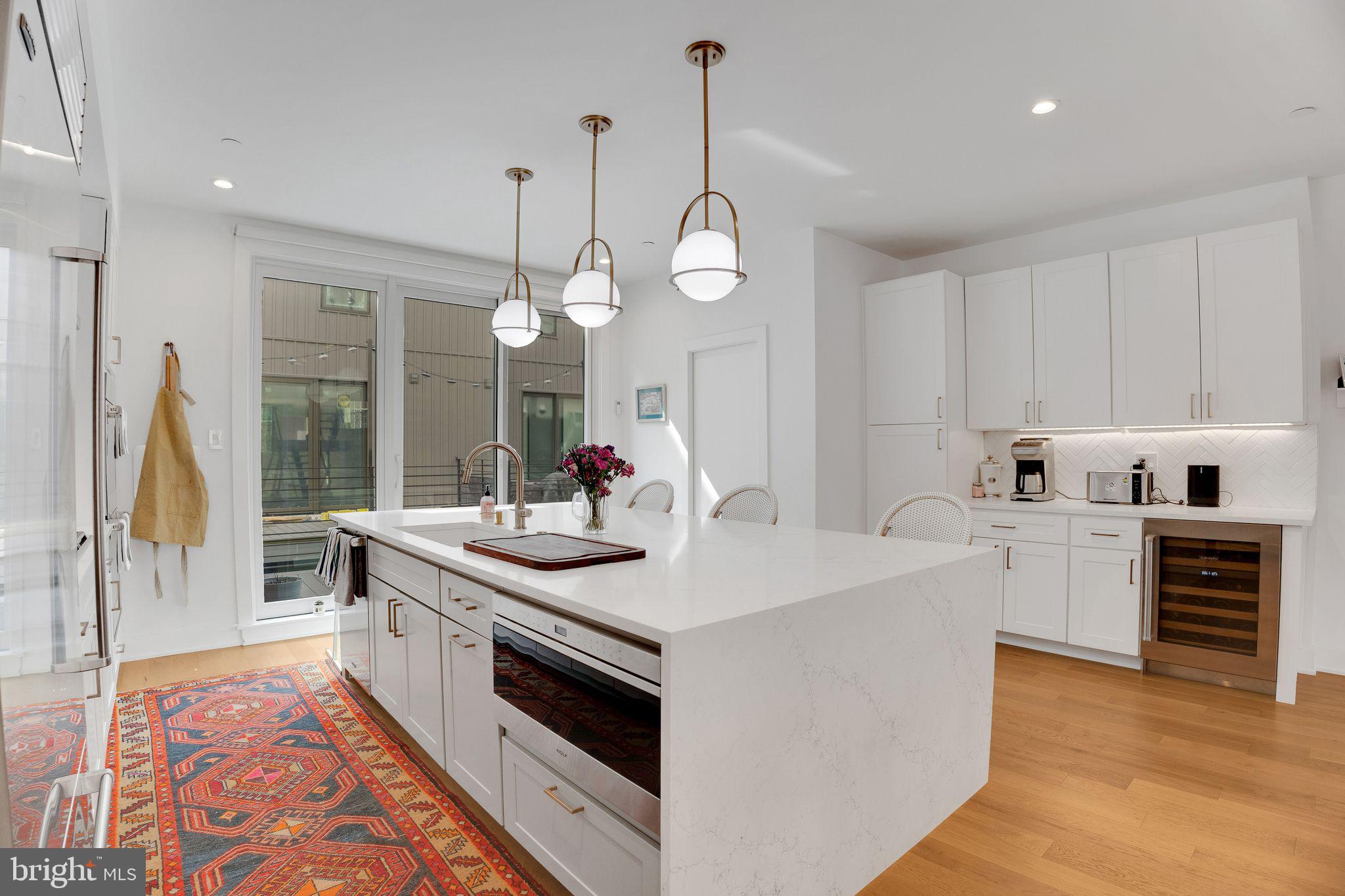 GRADUATE HOSPITAL - Residential Lease