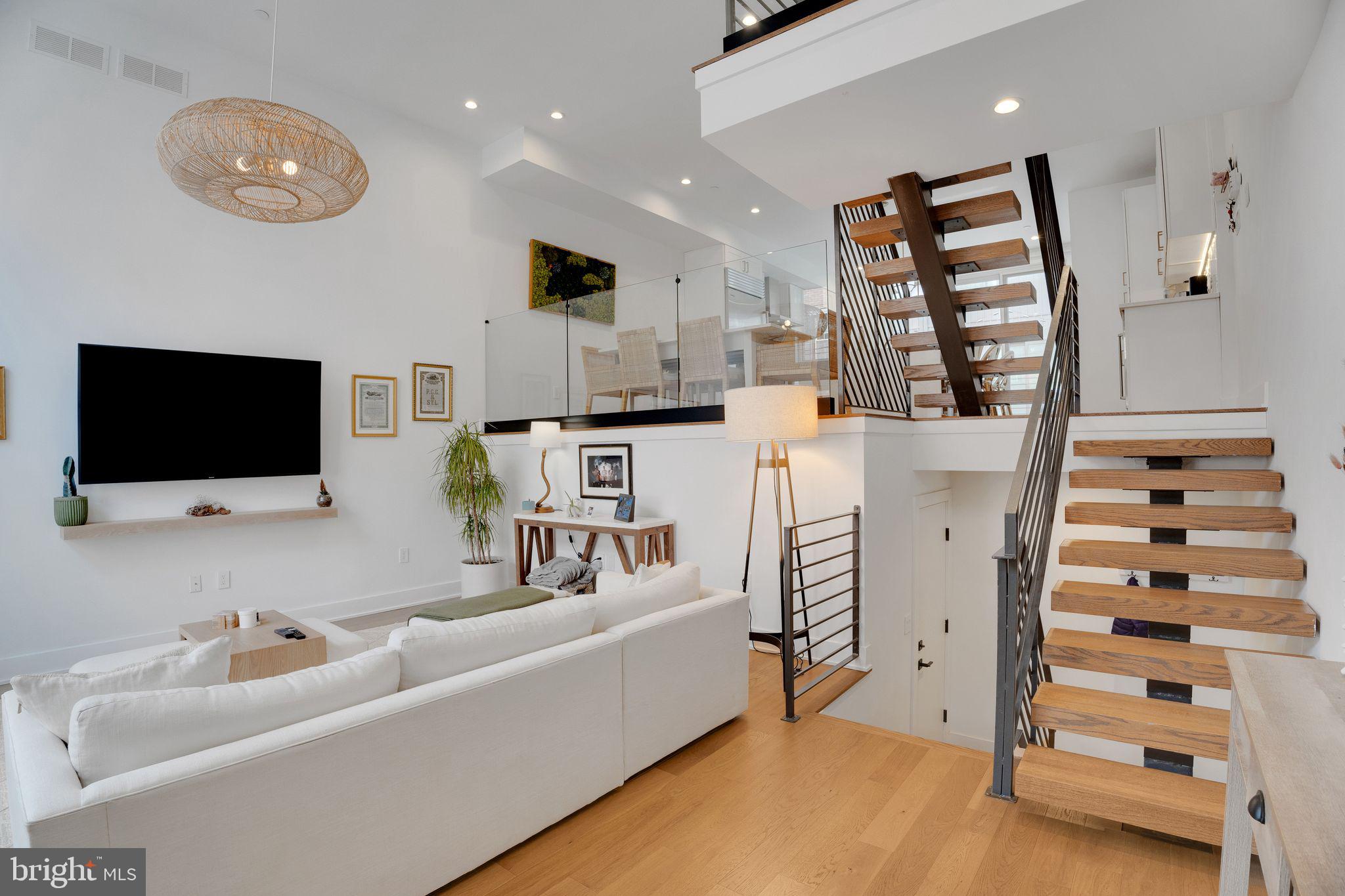 GRADUATE HOSPITAL - Residential Lease