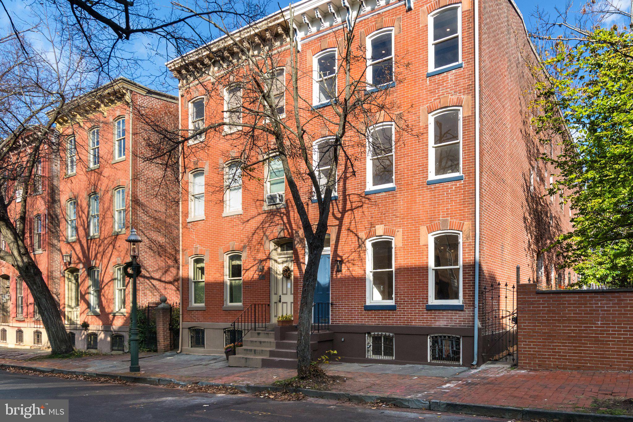 156 MERCER STREET
