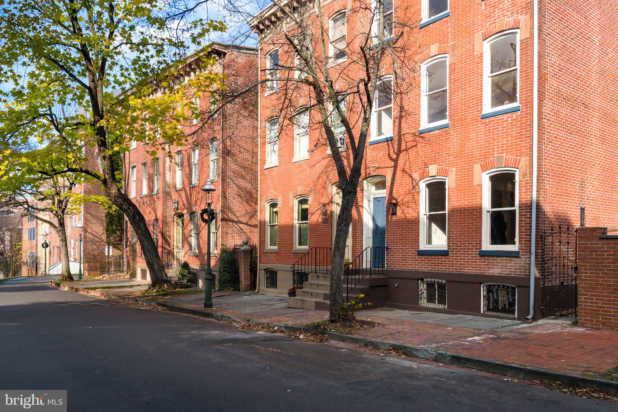 156 MERCER STREET